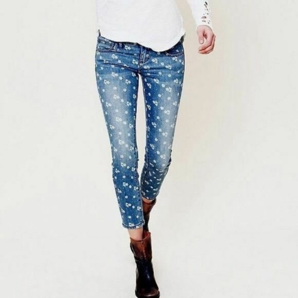 Free People Ditsy Floral Denim Jeans Skinny - Picture 1 of 4